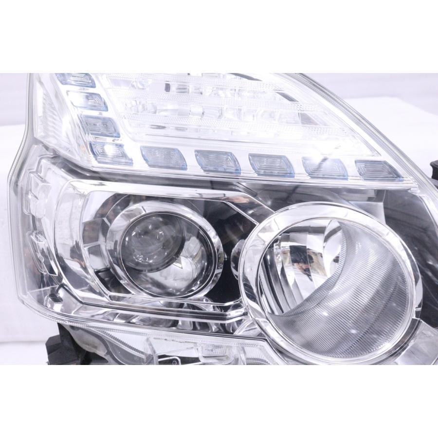 20-389☆【値下】美品 後期 HID T31 エクストレイル☆右ヘッド