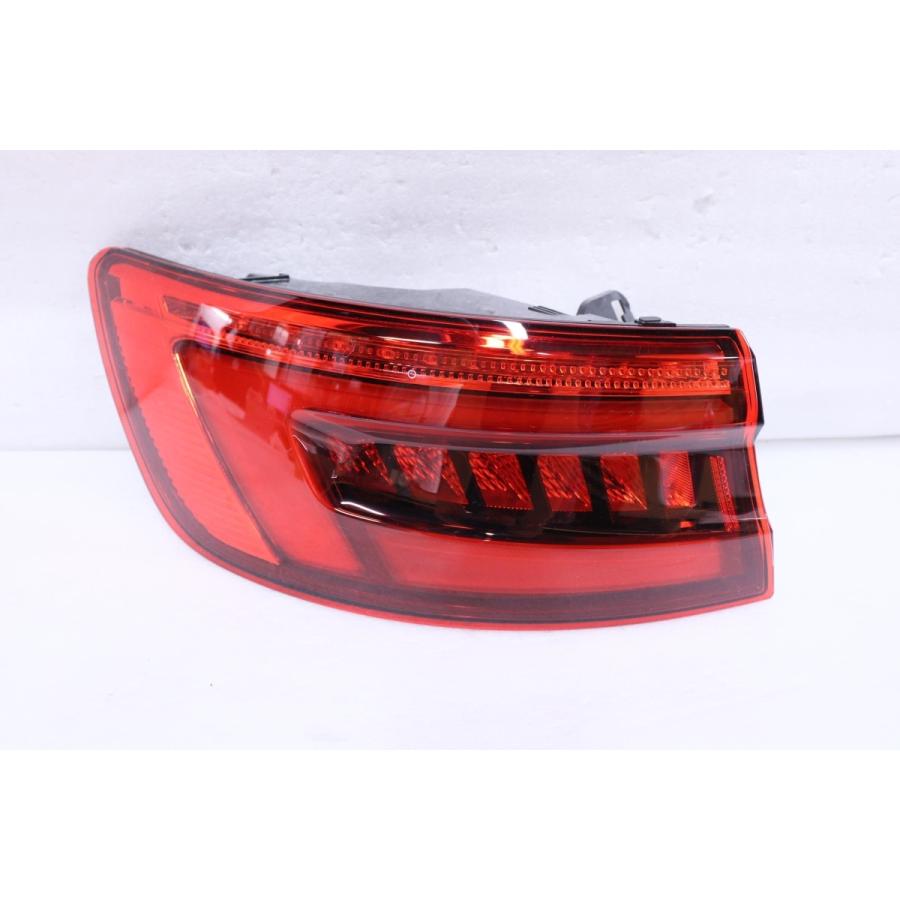 アウディ　純正テールライト LED Audi（アウディ） 206-1680-E☆美品 LED セダン☆8W 9B アウディA4 左