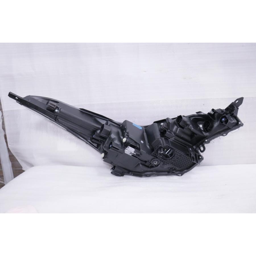 C-HR 207-427-L☆【値下】美品 後期 LED ZYX11 C-HR☆左ヘッドライト