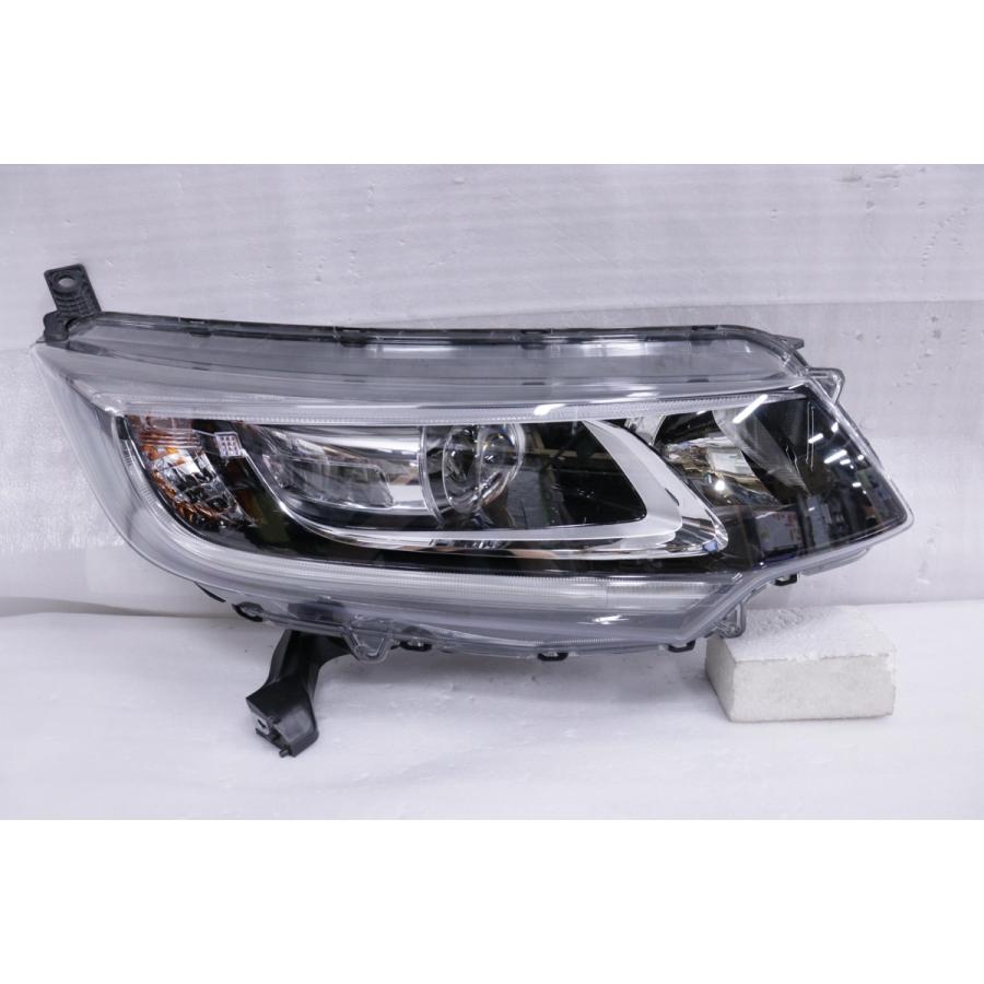 207-824-A☆美品 LED GB5/GB6 フリード☆右ヘッドライト 33100-TDK-J51