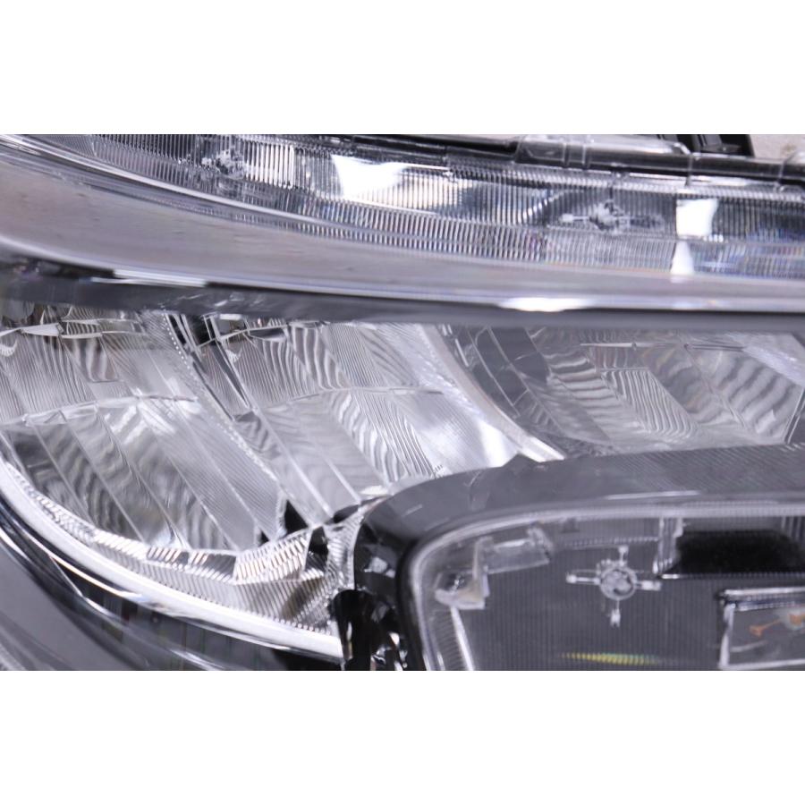 カローラスポーツ純正NER210HNER214HLEDヘッドライト右側 カローラスポーツ 純正右ヘッドライト カローラスポーツ/210/NRE210H