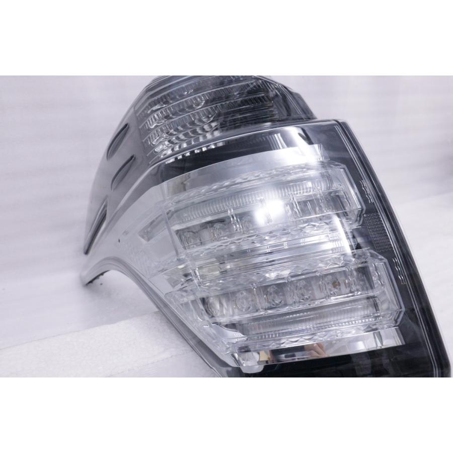 ヴェルファイア 20Y45☆美品☆AGH30W HV☆左テールライト KOITO 58-69