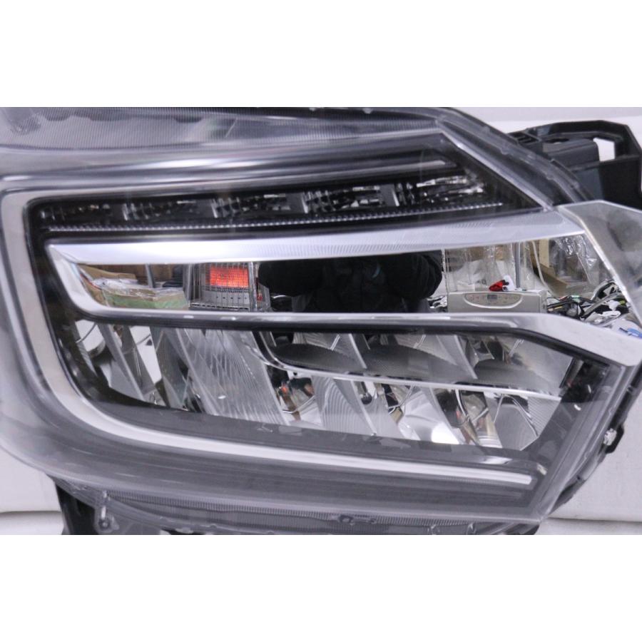 21-1643☆美品☆JF3 N-BOXカスタム☆右ヘッドライト STANLEY W3106 打 