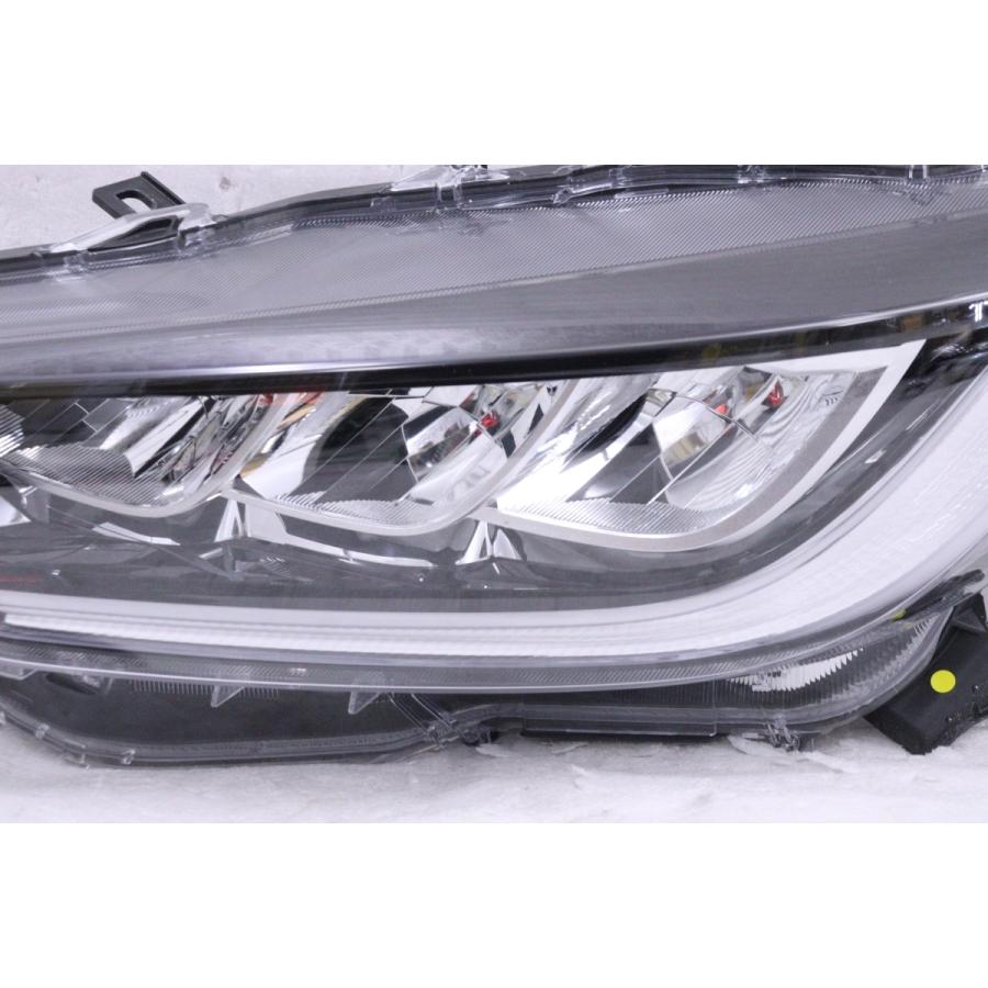 トヨタ（TOYOTA） 21-2268☆美品☆LED MXPA10 ヤリス☆左ヘッドライト