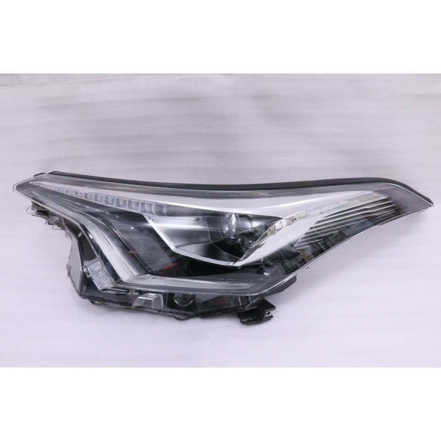 トヨタ C-HR 純正左ヘッドライト KOITO 10-111 21111☆中期 LED NGX10 C-HR☆左ヘッドライト KOITO 10-111 打刻