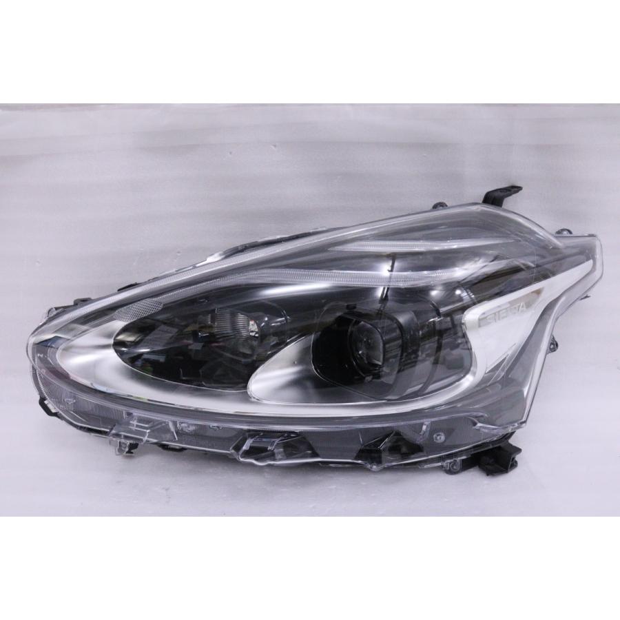 シエンタ(車) 211331☆美品☆NSP170G シエンタ HV☆左ヘッドライト