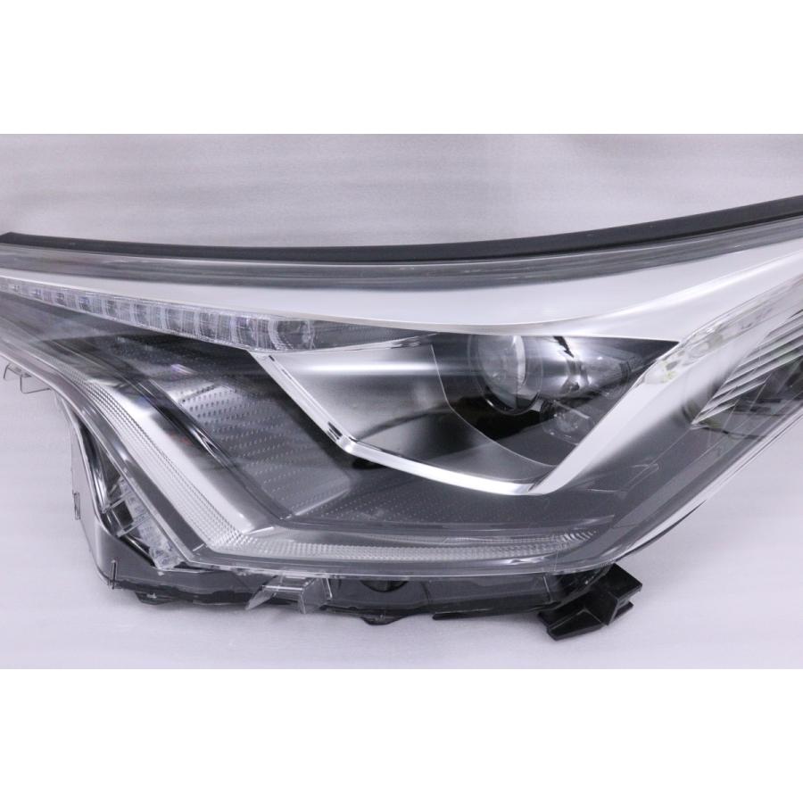 2119☆中期 LED NGX10 C-HR☆左ヘッドライト KOITO 10-111 打刻:7