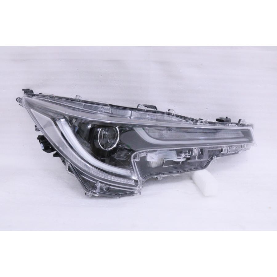 カローラ 212256☆美品☆LED NRE210H カローラスポーツ Z☆右ヘッド