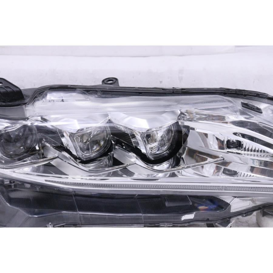 ハリアー　右ヘッドライト ハリアー 22-937☆後期 ZSU60W ハリアー☆右ヘッドライト KOITO