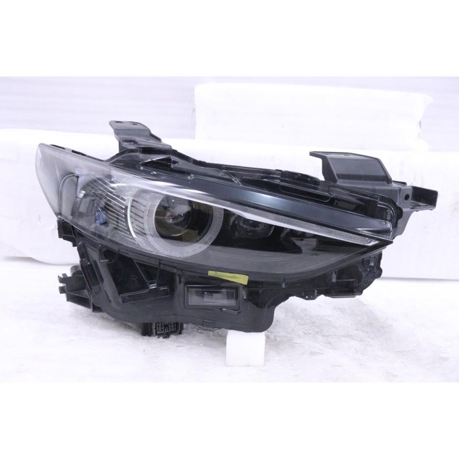 マツダ（Mazda） 23-1022☆【値下】美品☆LED BP8P マツダ3☆右ヘッド