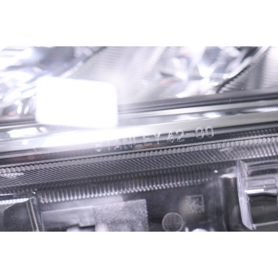 23-3047☆美品☆前期 LED MXAA52 RAV4☆左ヘッドライト STANLEY 42-90