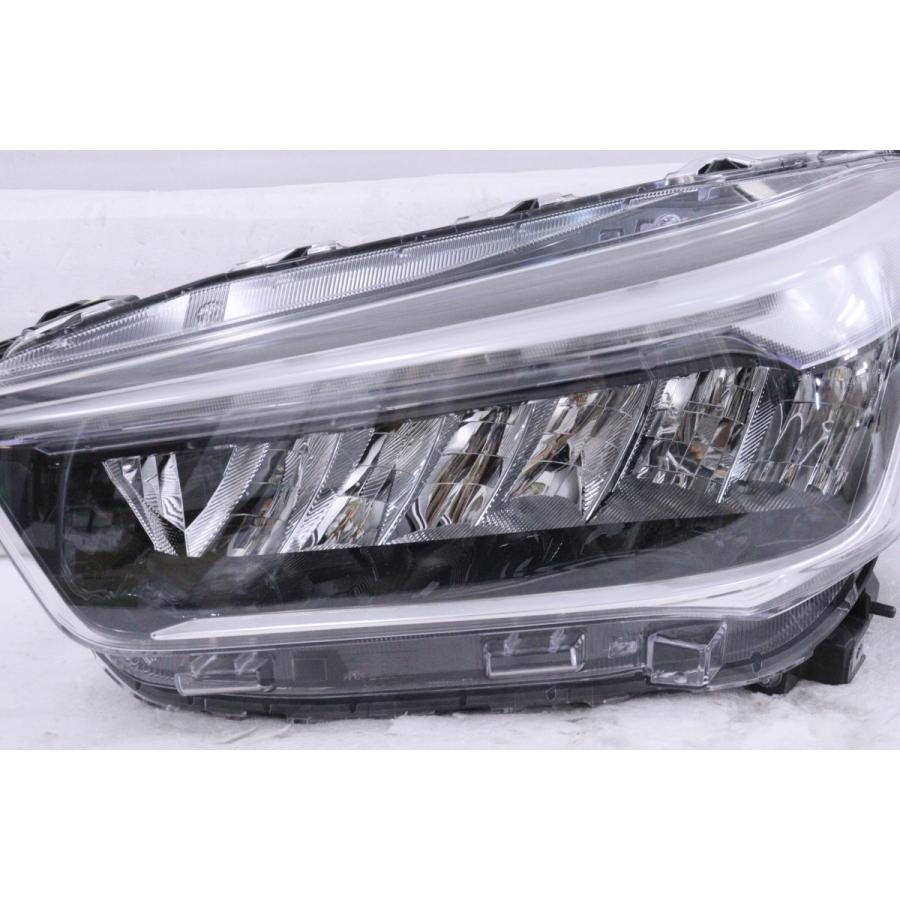 トヨタ（TOYOTA） 24-1567☆【値下】美品☆LED A200A ライズ Z☆左