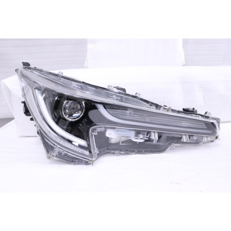 25-1810☆美品☆LED NRE210H カローラスポーツ☆右ヘッドライト KOITO
