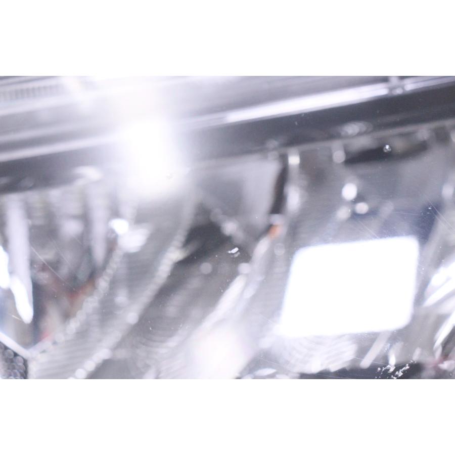 トヨタ（TOYOTA） 25-595☆【値下】美品☆LED A200A ライズ Z☆左
