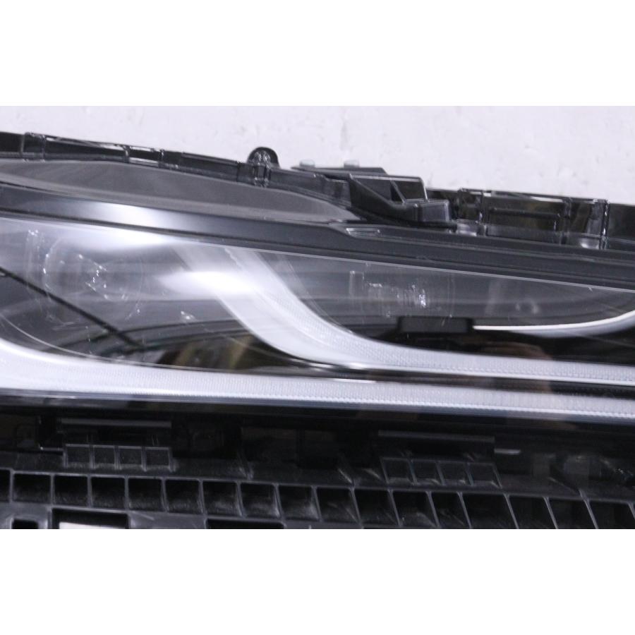 25-98☆美品☆LED MXUA80 ハリアー G Z☆右ヘッドライト KOITO 48-233