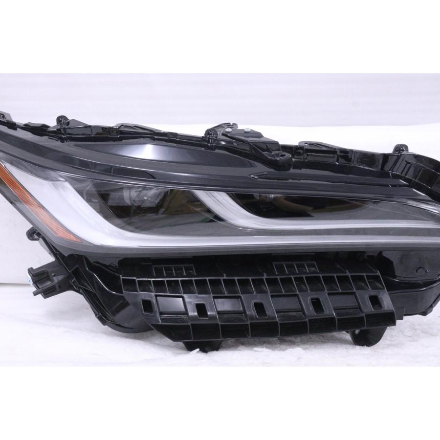 トヨタ ハリアー　右ヘッドライト 26-2271☆美品☆LED MXUA80 ハリアー G Z☆右ヘッドライト KOITO 48