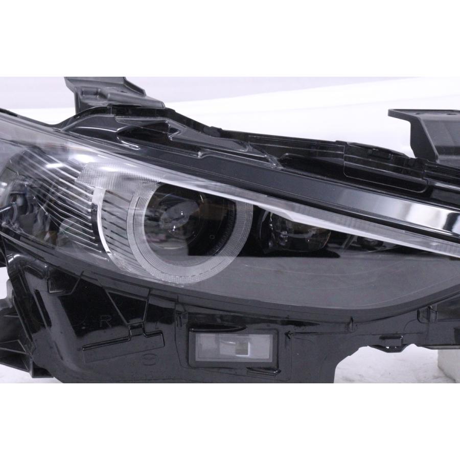 26-328☆【値下】美品☆LED BP8P マツダ3☆右ヘッドライト