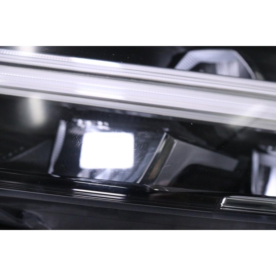 トヨタ（TOYOTA） 26-429☆【値下】後期 LED MB ボルボ V40☆左ヘッド