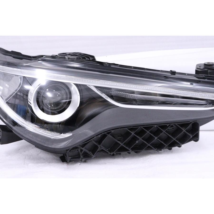アルファロメオ 26-47☆HID ステルヴィオ☆右ヘッドライト 08C19