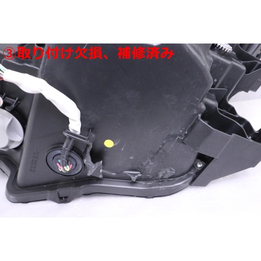 トヨタ（TOYOTA） 26-682☆【値下】LED BP8P マツダ3☆右ヘッドライト