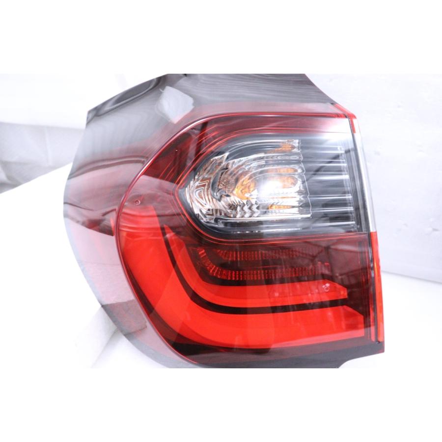 オデッセイ RC4 テールランプ右（内側） 美品 34150-T6A-J51の落札 