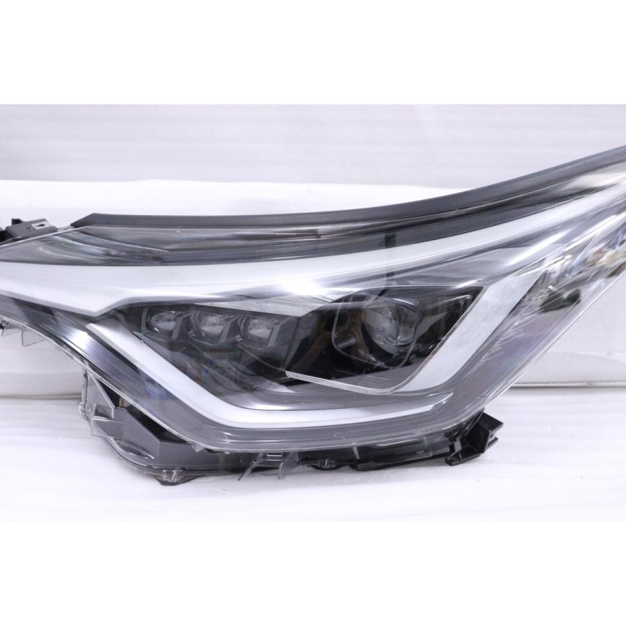 27-141☆【値下】美品 後期 LED ZYX11 C-HR☆左ヘッドライト GR