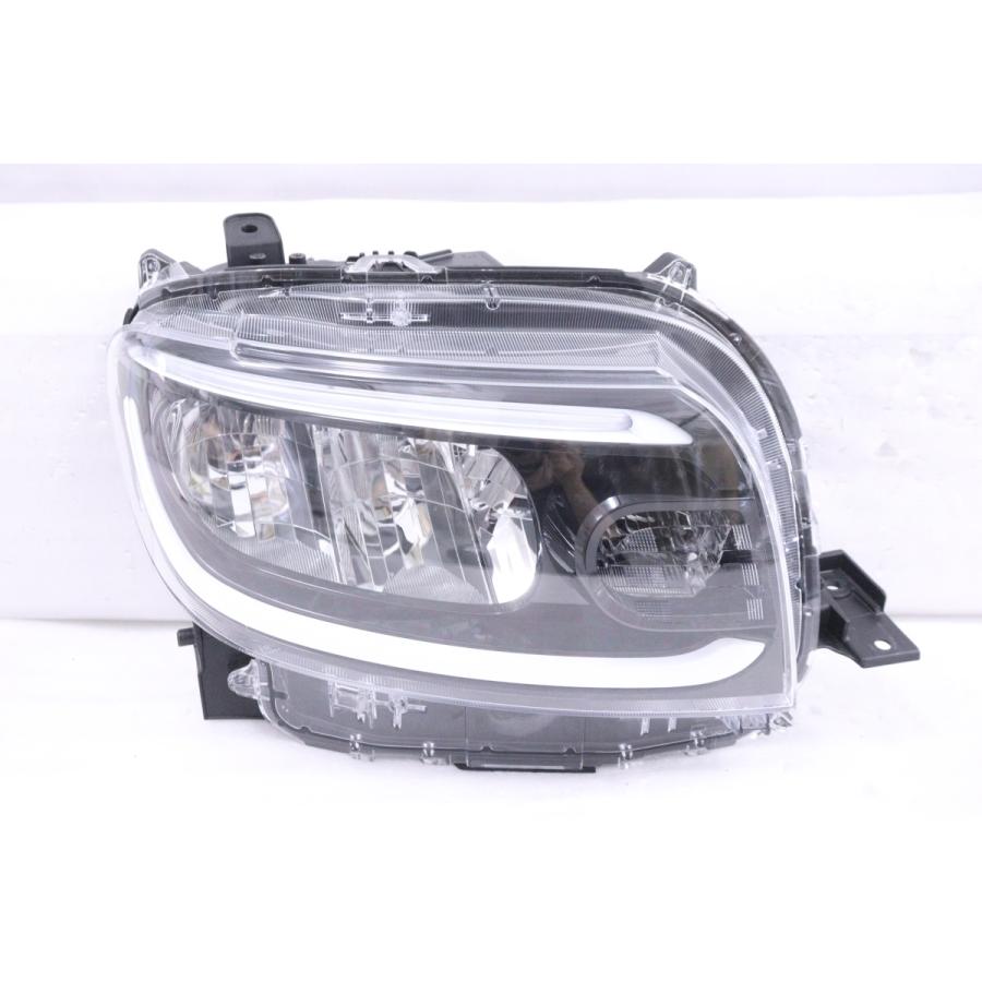 27-165☆【値下】極上品☆LED LA650S タント☆右ヘッドライト KOITO