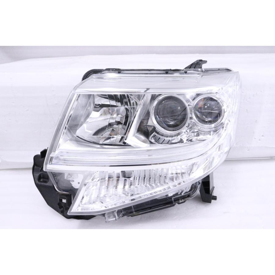 27-244☆美品 LED LA600S タントカスタム☆左ヘッドライト KOITO 100