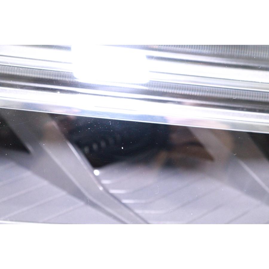 28-1439☆美品 LED F2 アウディA7スポーツバック☆右ヘッドライト 4K8