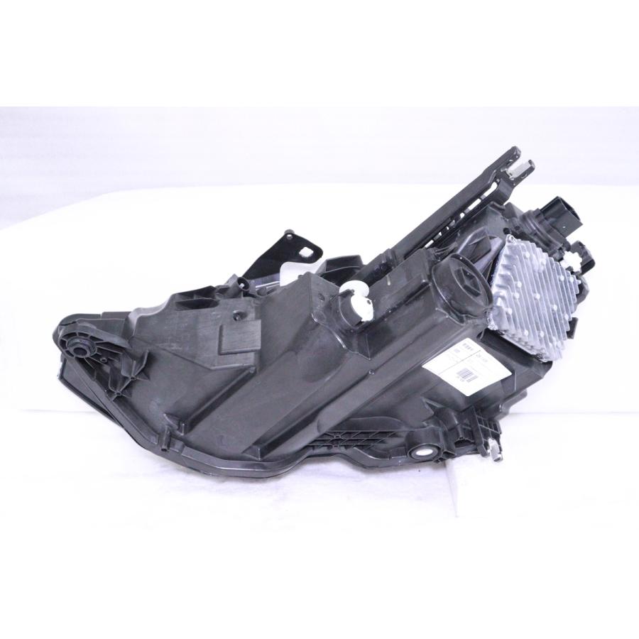 28-1439☆美品 LED F2 アウディA7スポーツバック☆右ヘッドライト 4K8