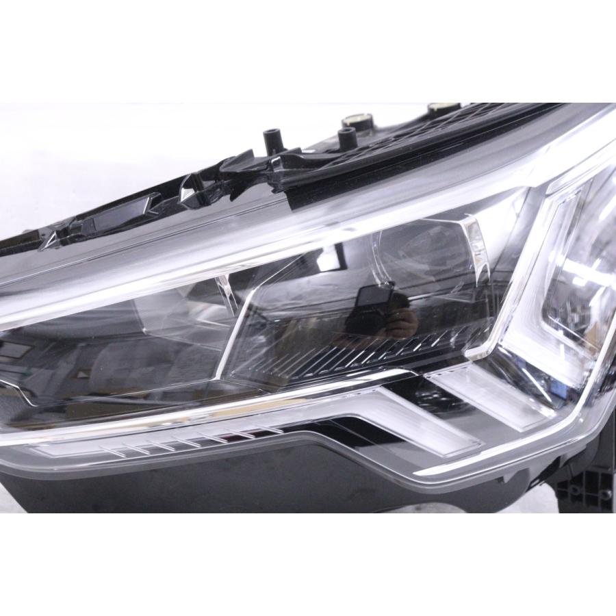週末値下げ　アウディQ3左ヘッドライト 39-471☆LED F3 AUDI Q3☆左ヘッドライト 83A.941.033.A