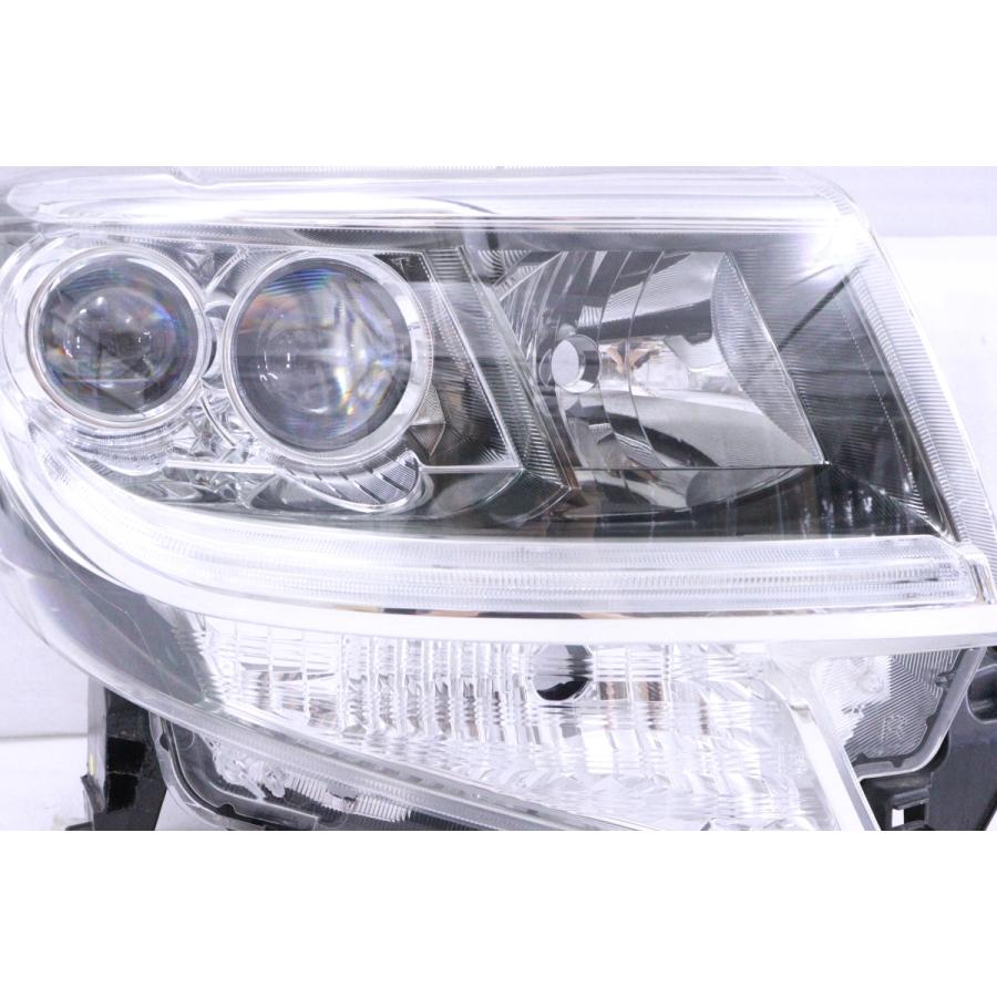 28-1464☆美品☆LED LA600S タントカスタム☆右ヘッドライト 