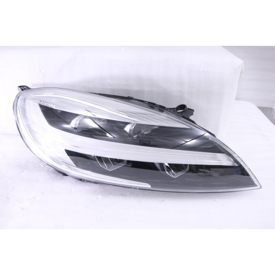 28-1705☆【値下】美品 後期 LED MB ボルボ V40☆右ヘッドライト