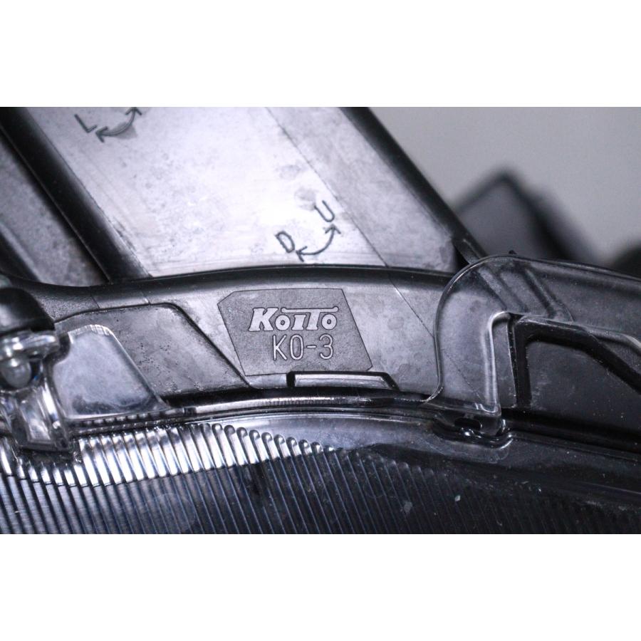28-254☆美品☆LED MXPA10 ヤリス☆右ヘッドライト KOITO K0-3 打刻:K2