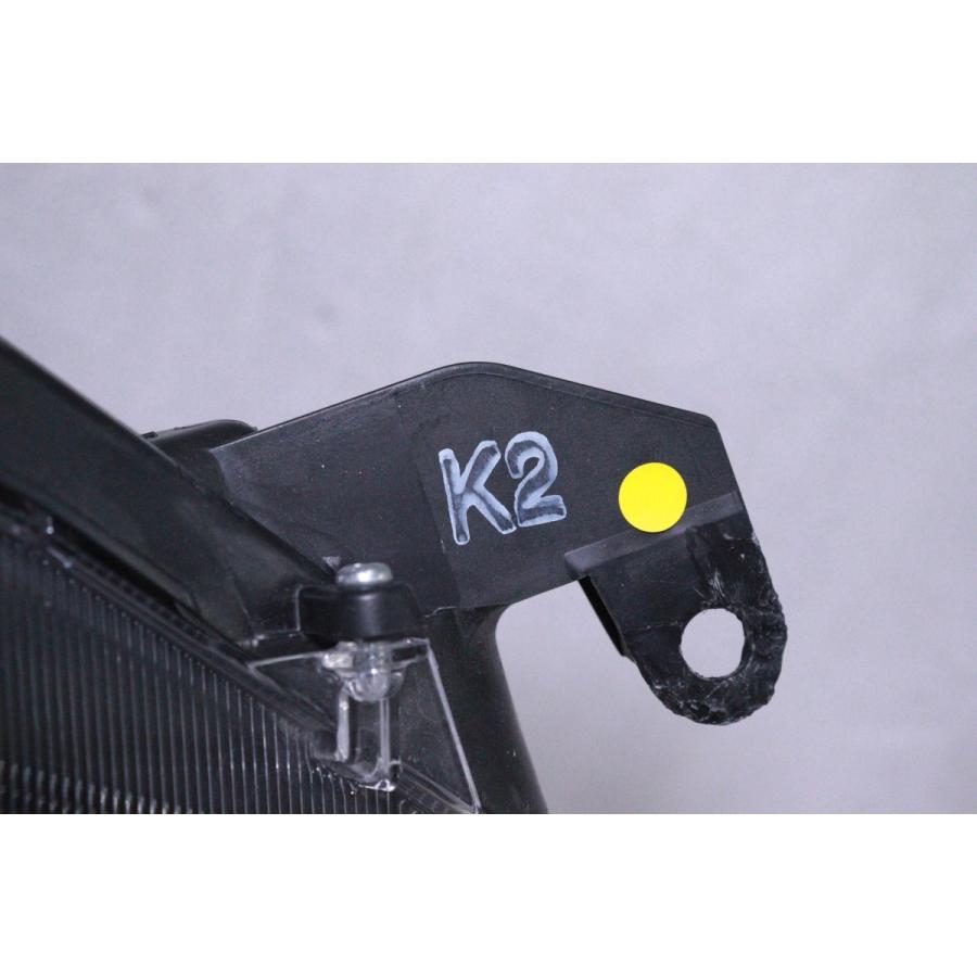 29-2242☆美品☆LED MXPA10 ヤリス☆右ヘッドライト KOITO K0-3 打刻