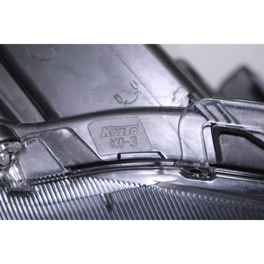 29-2242☆美品☆LED MXPA10 ヤリス☆右ヘッドライト KOITO K0-3 打刻