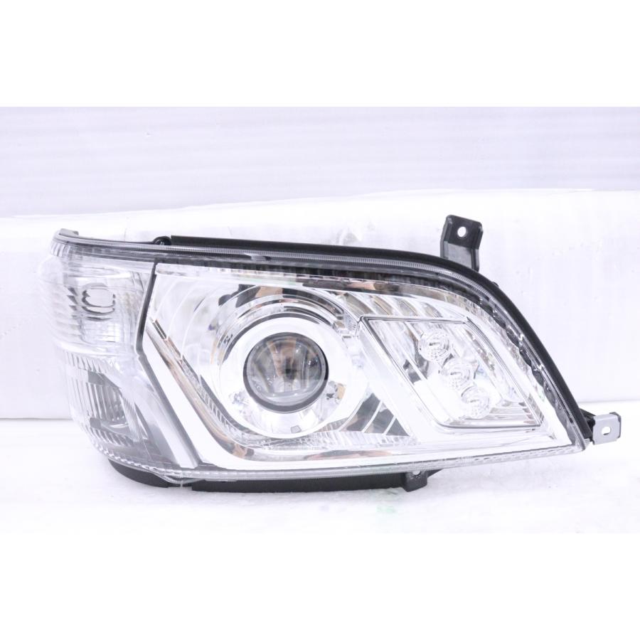 29-2336☆極上品 LED XZU700 ダイナ☆右ヘッドライト 12V KOITO 29-2336☆極上品 LED XZU700 ダイナ☆右ヘッドライト 12V KOITO
