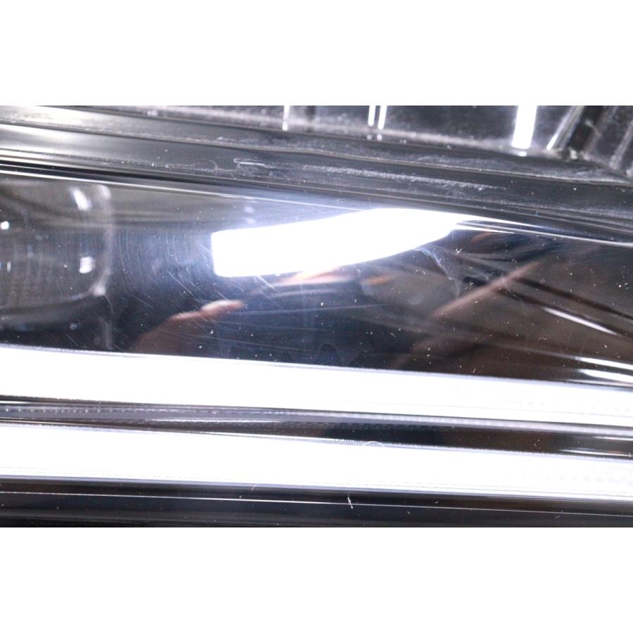 29-2512☆美品☆LED MXUA80 ハリアー HV☆右ヘッドライト KOITO 48-233