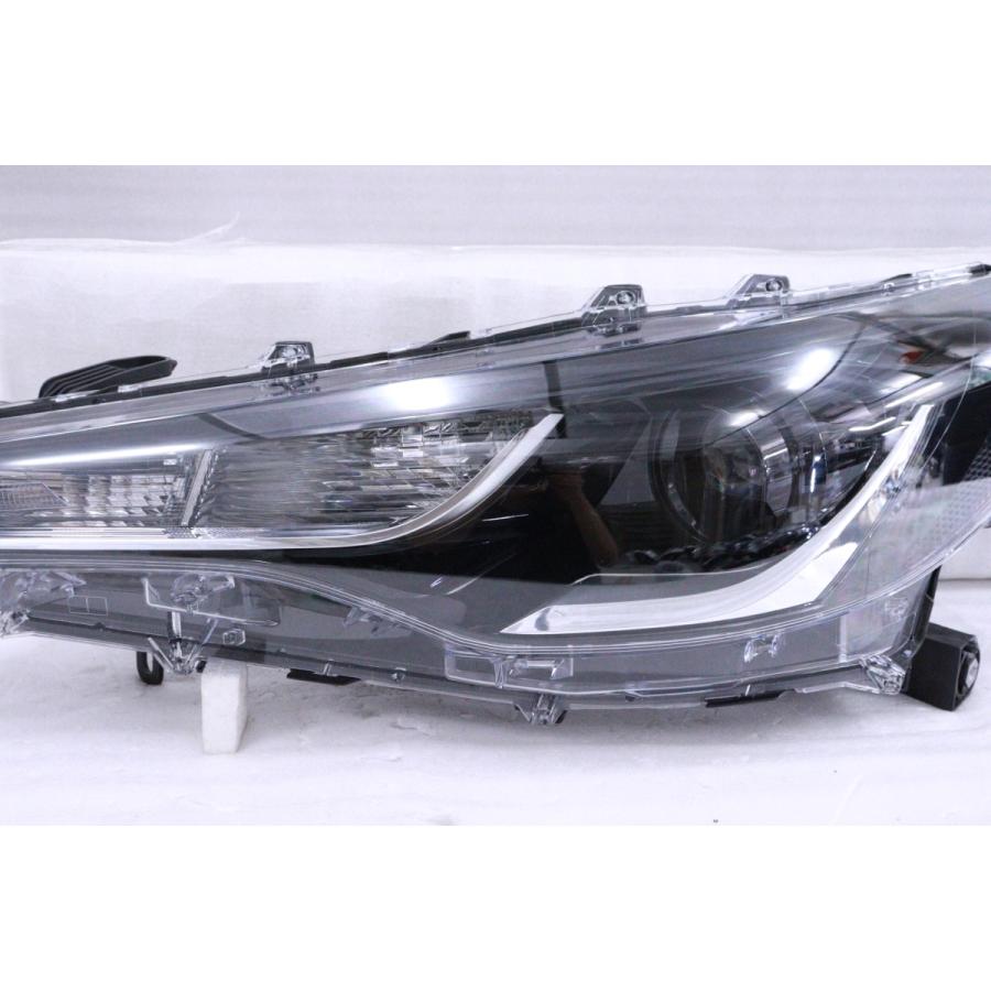 29-345☆【値下】極上品☆LED ZSG10 カローラクロス☆左ヘッドライト