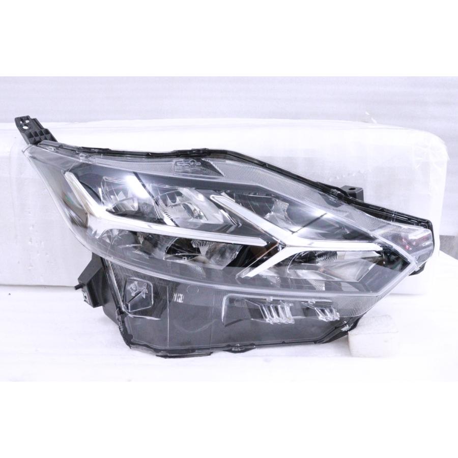 29-756☆【値下】美品☆LED B44W デイズ ハイウェイスター☆右ヘッド