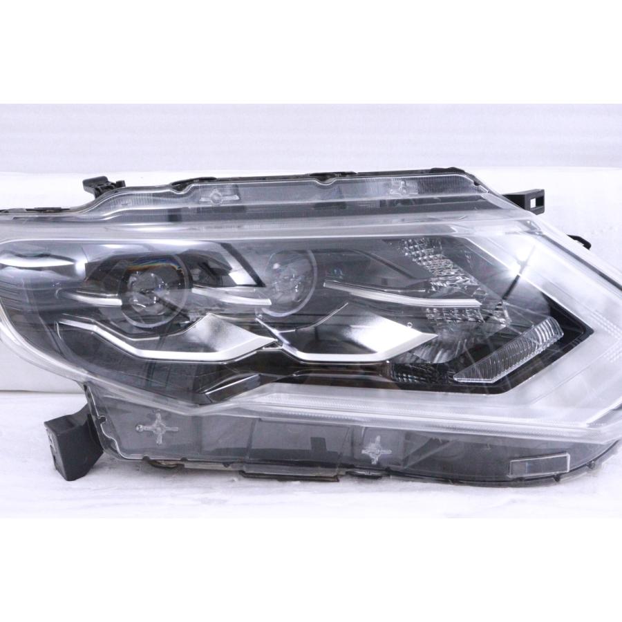 29-803☆美品☆後期 LED T32 エクストレイル☆右ヘッドライト KOITO 