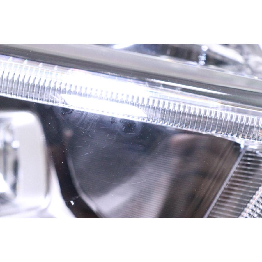 29-827☆【値下】美品 LED ZE1 リーフ☆右ヘッドライト ICHIKOH 1954