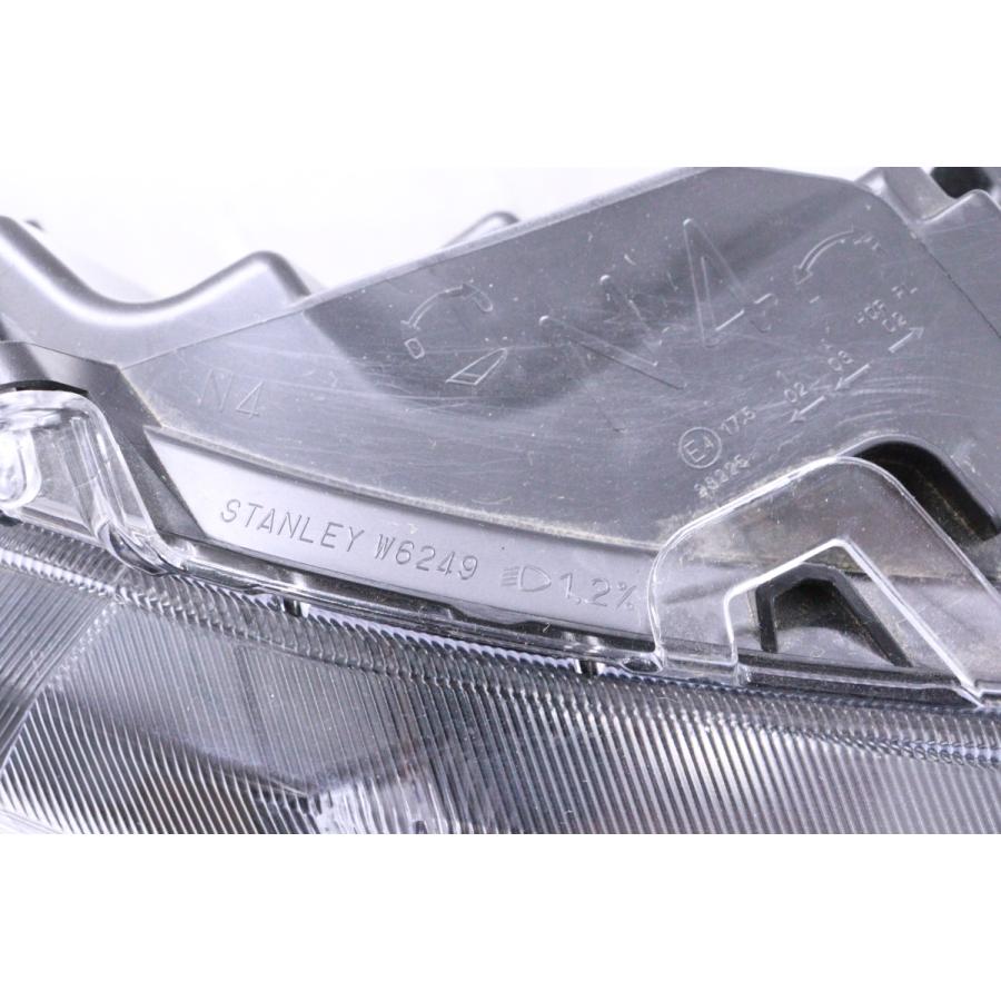 ルーミー M900A 後期LED ヘッドライト 右 STANLEY W6249 2X-1012☆【値下】極上品☆後期 LED M900A ルーミー☆右ヘッド