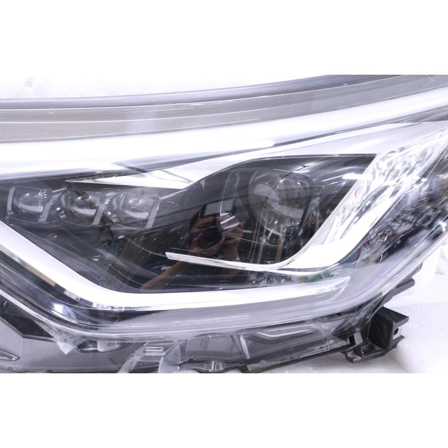 2X-1193☆【値下】極上品☆後期 LED ZYX11 C-HR☆左ヘッドライト KOITO