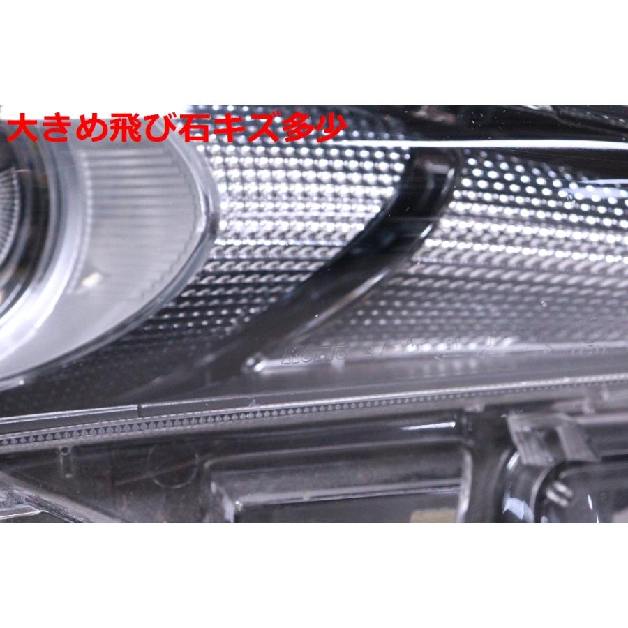 トヨタ　５０プリウス　右ヘッドライト プリウス 19-517☆美品 前期 LED ZVW50 プリウス☆右ヘッド