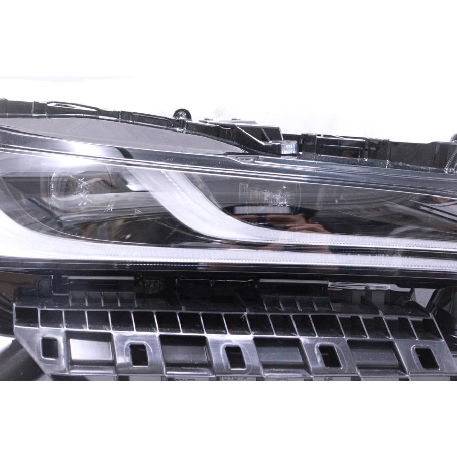 2X-1278☆美品☆LED MXUA80 ハリアー☆右ヘッドライト KOITO 48-233 打 