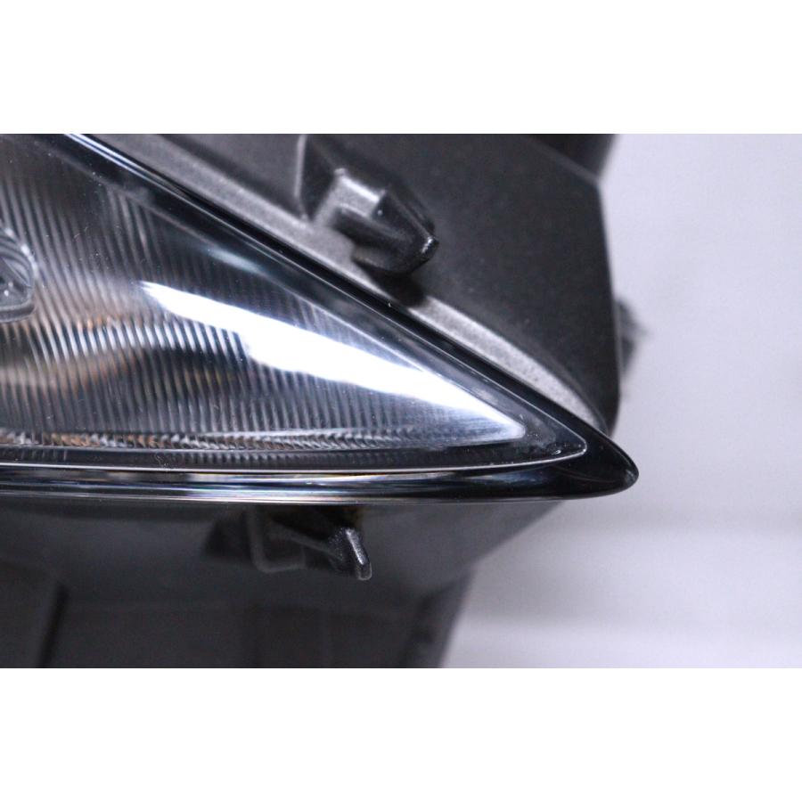 2X-1320☆【値下】美品☆後期 LED AGZ10 レクサスNX☆右ウィンカー