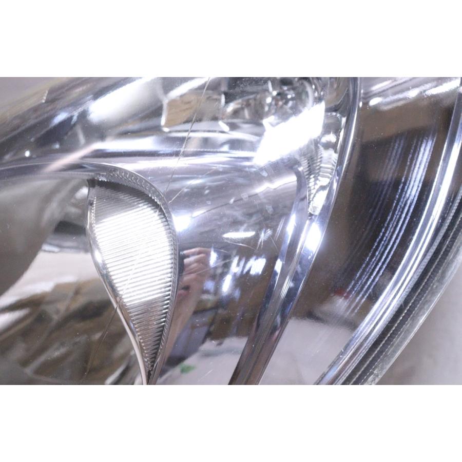 2X-1763☆【値下】後期 HID GP1 フィットハイブリッド☆左ヘッドライト