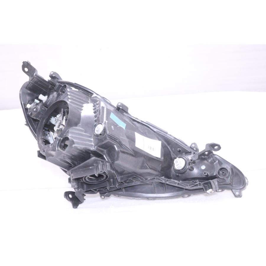 2X-1763☆【値下】後期 HID GP1 フィットハイブリッド☆左ヘッドライト