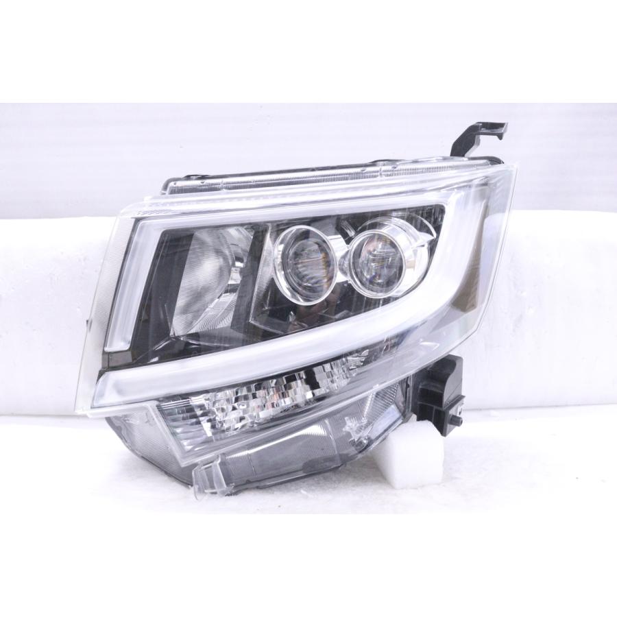 2X-2244☆【値下】前期 LED LA150S ムーヴカスタム☆左ヘッドライト
